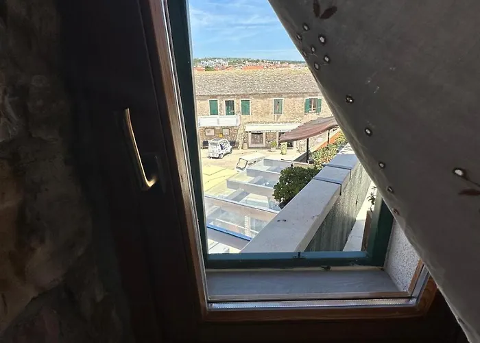 Gasthuis Paola Primošten