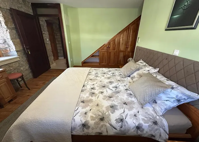 Paola Gasthuis Primošten